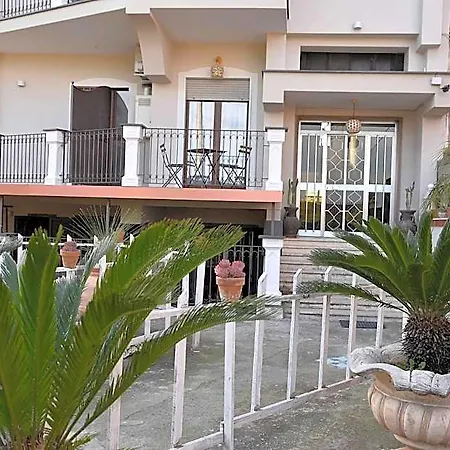 Le Cycas Castellammare di Stabia